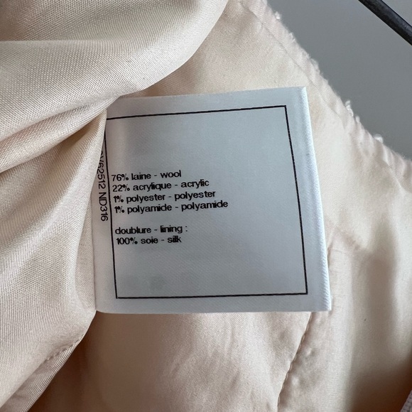 Authentic CHANEL Skirt - Size 34 - Like New - Picture 9 of 9